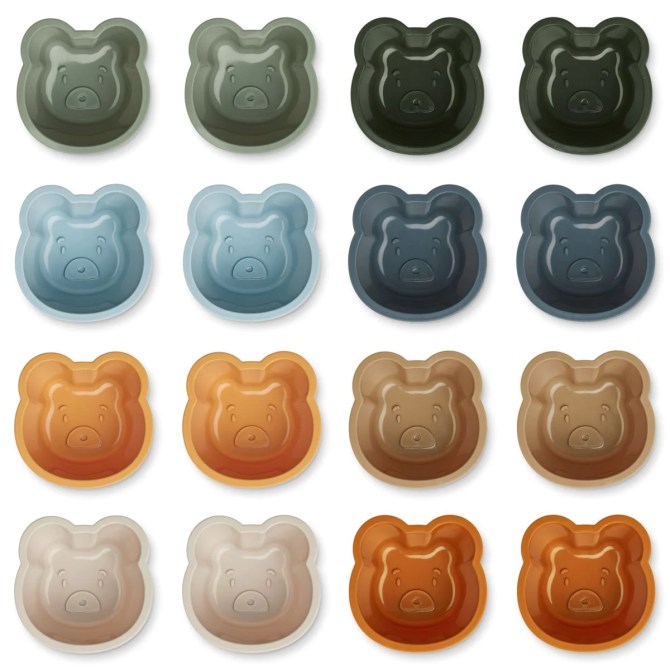 alt="Liewood - Lot de 16 moules à cupcakes - Moules en silicone en forme d'ours - Tilo - Faune Green"