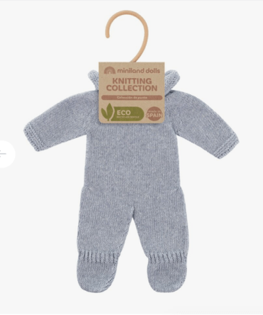 alt="Miniland - Ensemble vêtements pour poupée - Pyjama gris 21cm"